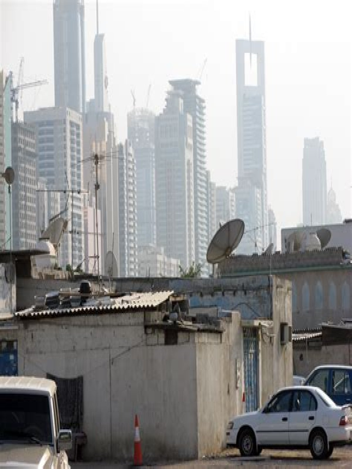 Are there slums in UAE?