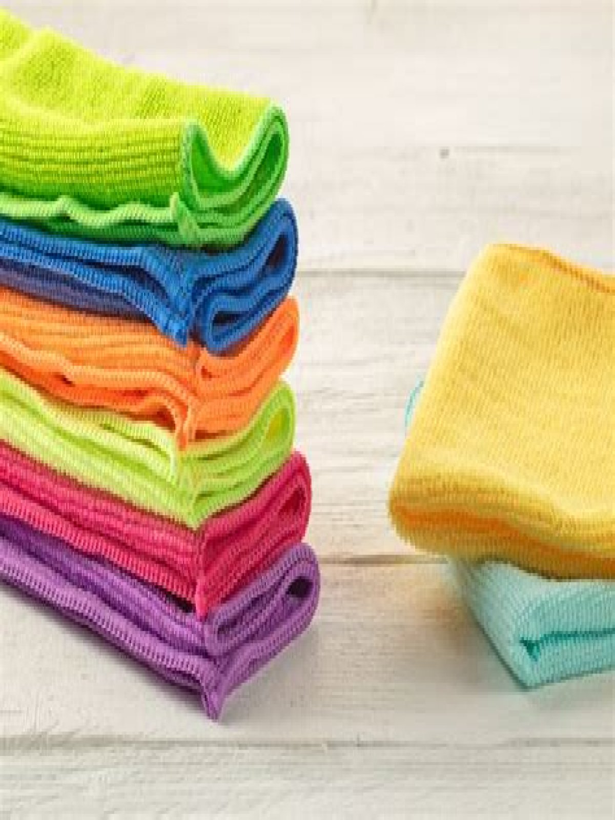 Can I use hand soap to wash microfiber cloth?