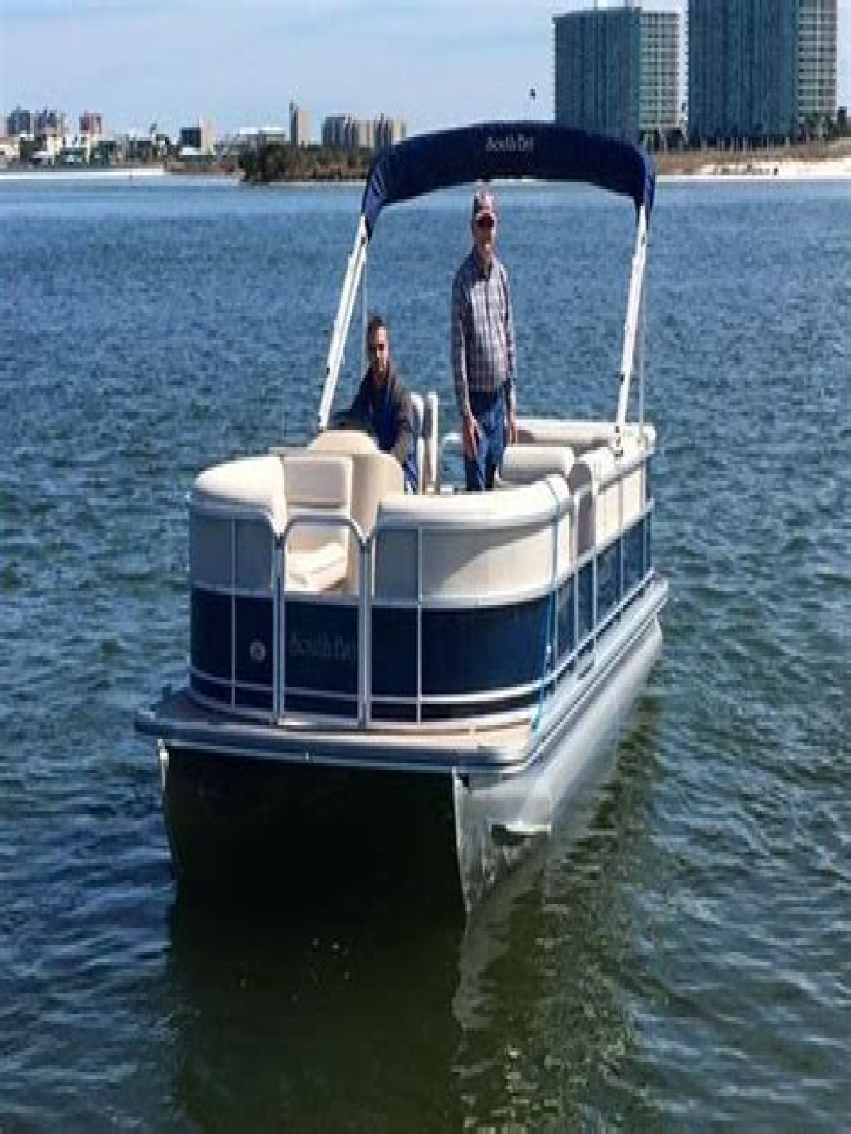 Do you tip when you rent a pontoon boat