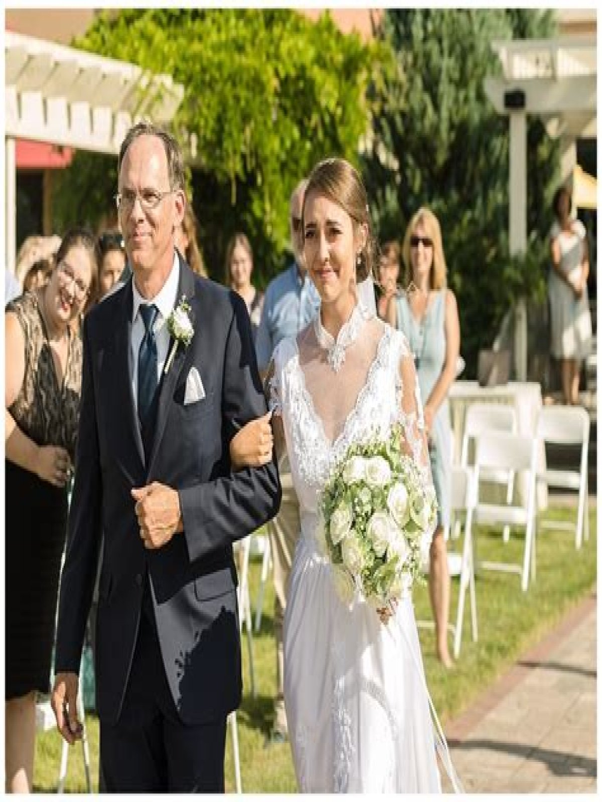 Who usually walks down the aisle at a wedding?